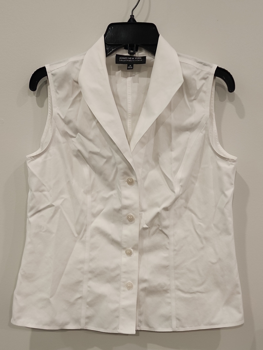 Jones New York White Sleeveless Button-Down Shirt with Notch Collar